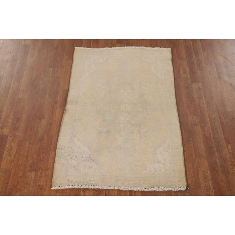 Hand Knotted Oriental 100% Wool Carpet Traditional Floral Peach Tabriz Area Rug - 4' 6'' X 3' 0''