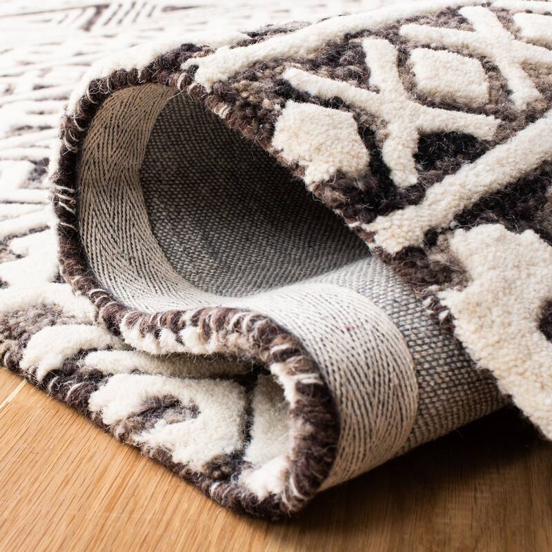 SAFAVIEH Handmade Abstract Kama Modern Moroccan Wool Rug