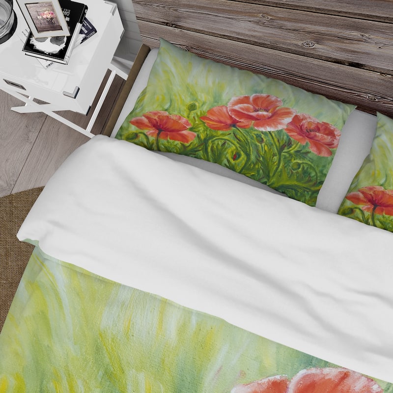 Designart 'Red Blossoming Poppies III' Traditional Duvet Cover Set