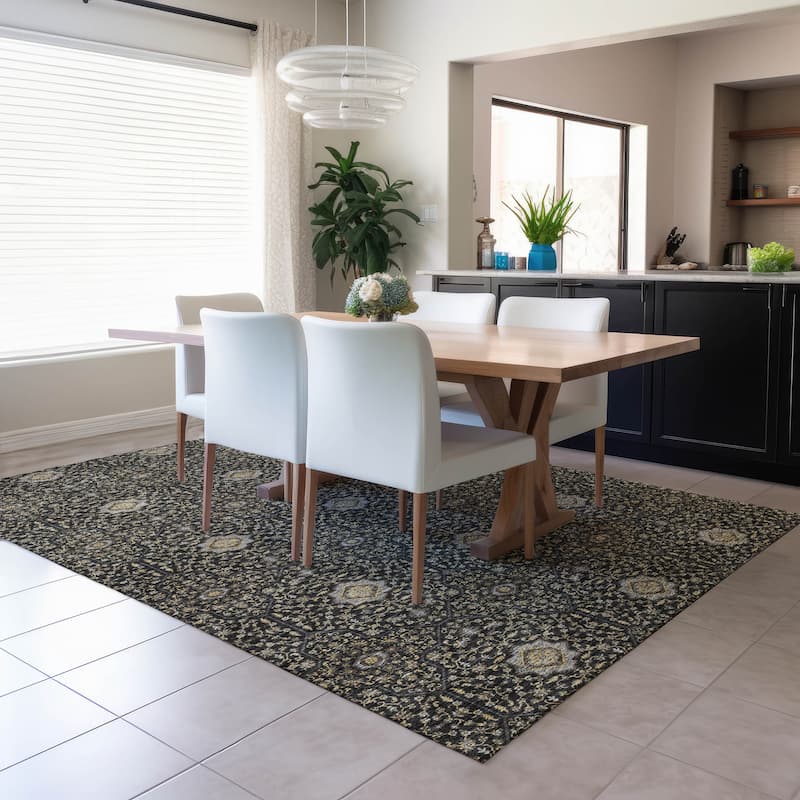 Machine Washable Indoor/ Outdoor Traditional Mika Chantille Rug