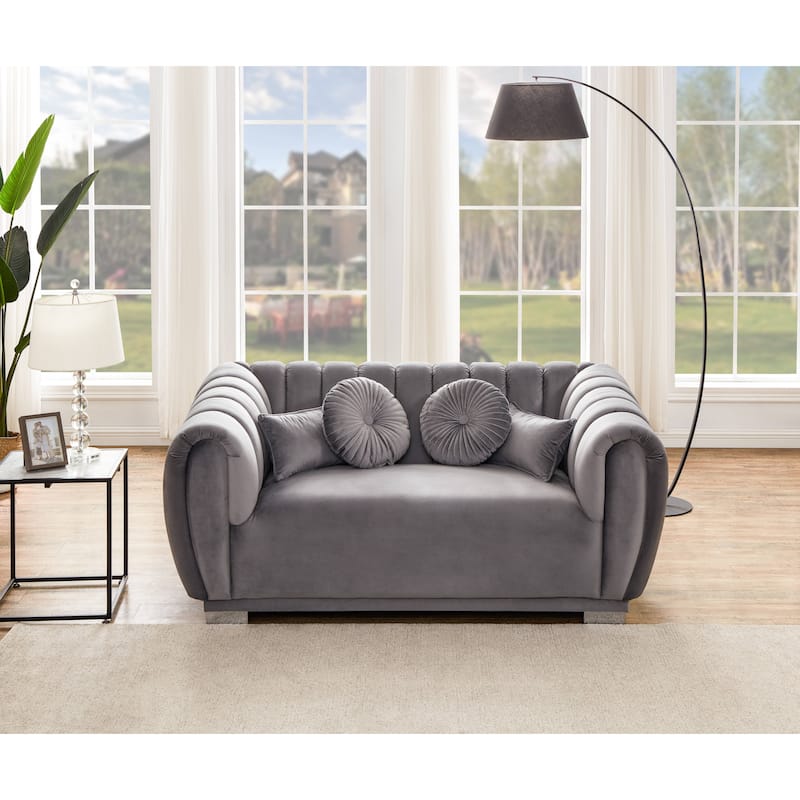 Kayley Luxury Velvet sofa love seat Standard Living Room Set