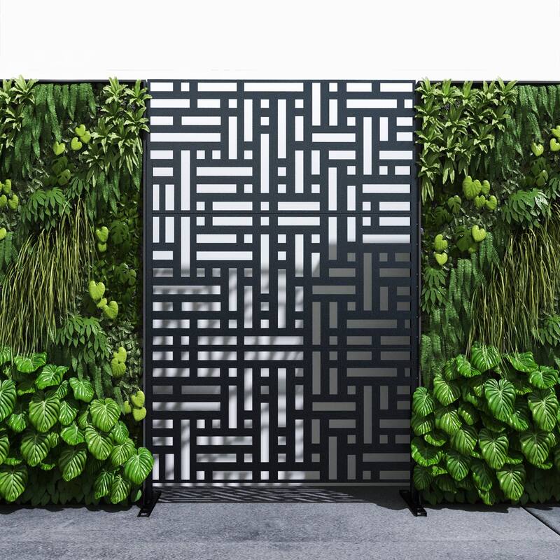 Black Metal Free Standing Outdoor Privacy Screen for Patio Garden