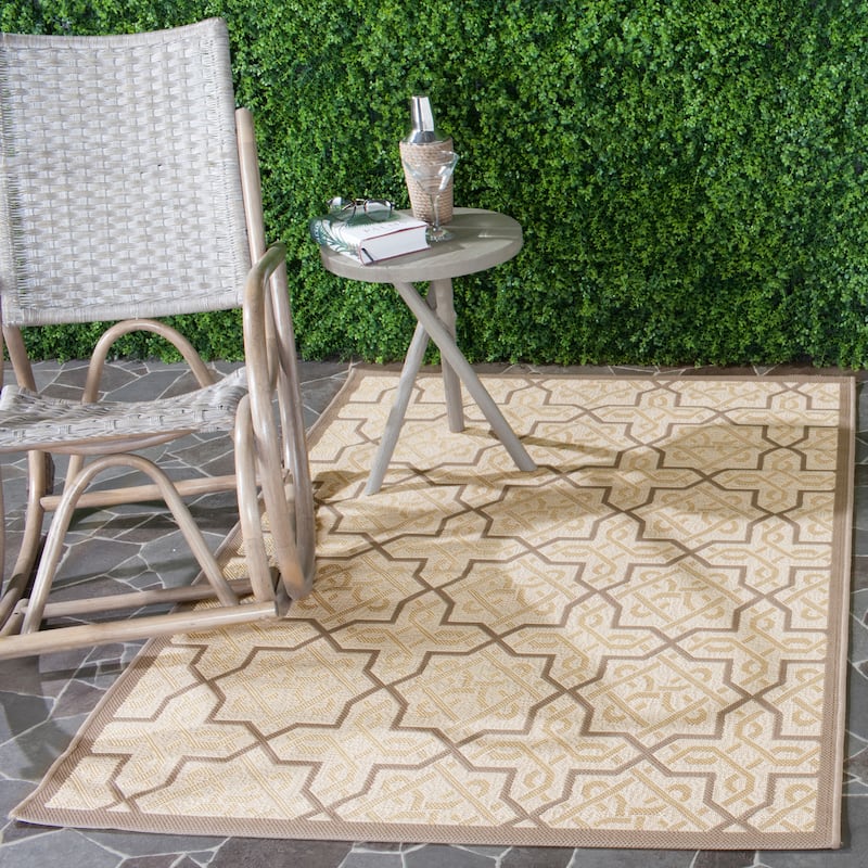 SAFAVIEH Courtyard Karla Indoor/ Outdoor Waterproof Patio Backyard Rug