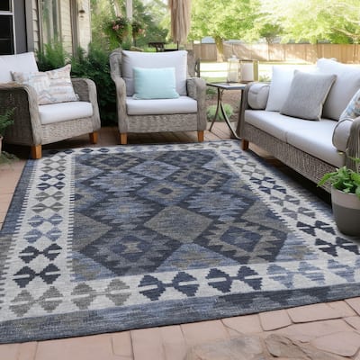 Machine Washable Indoor/ Outdoor Boho Global Chantille Rug