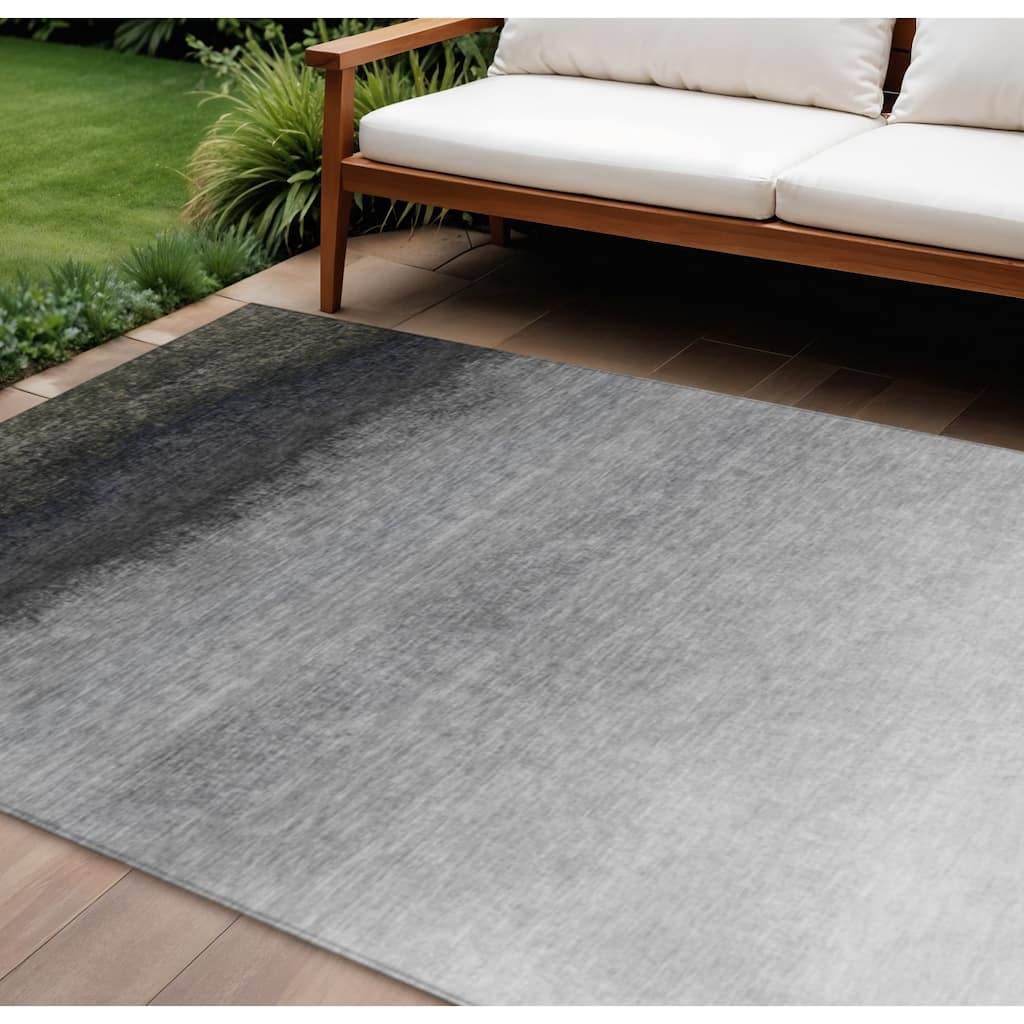 HomeRoots Ombre Transitional Rectangle Outdoor Rug