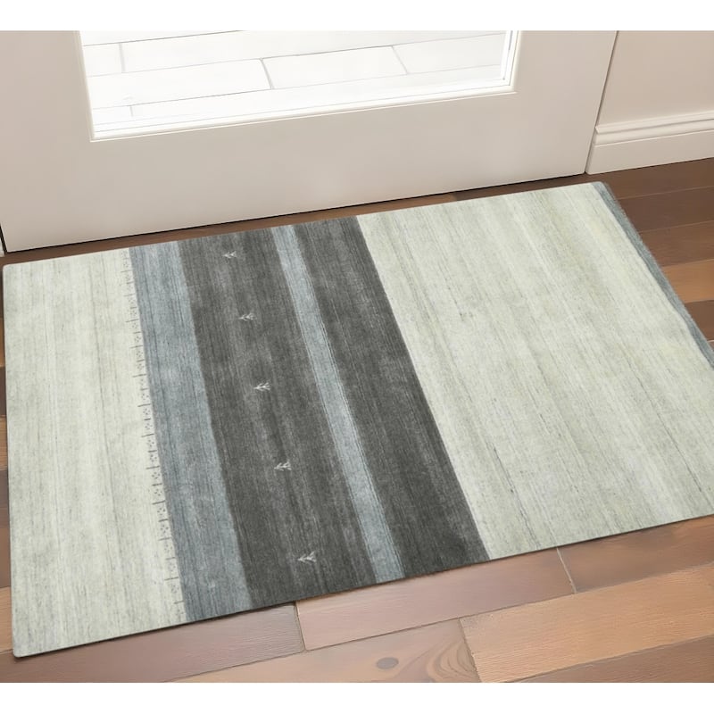 HomeRoots Striped Transitional Rectangle Area Rug - 36.00 in. x 24.00 in. x 0.80 in. - 36.00 in. x 24.00 in.  x 0.80 in.