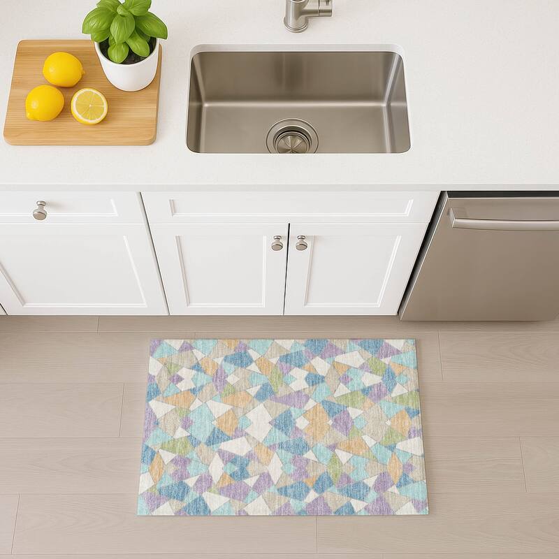 Machine Washable Indoor/ Outdoor Modern Mosaic Chantille Rug