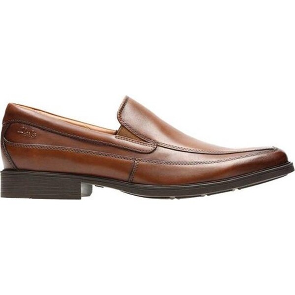 clarks tilden stride