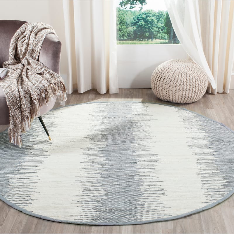 SAFAVIEH Handmade Flatweave Montauk Camille Casual Cotton Rug - 6' Round - Grey