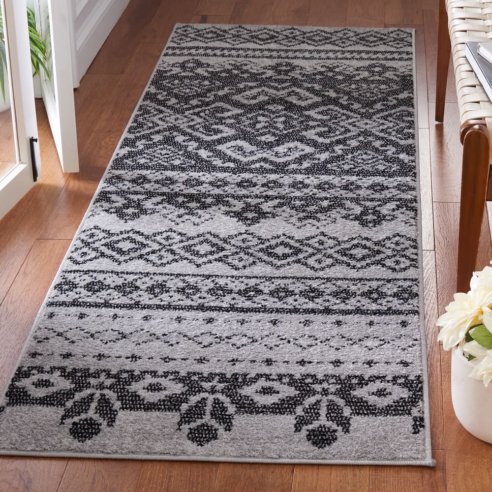 SAFAVIEH Adirondack Barlina Rustic Boho Rug