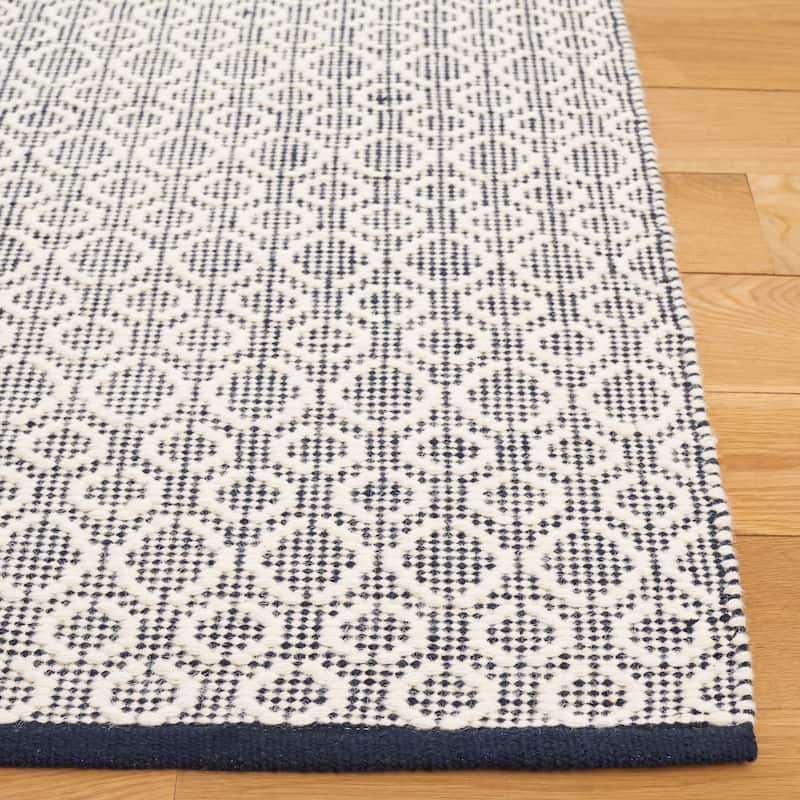 SAFAVIEH Vermont Antoinette Transitional Wool Rug