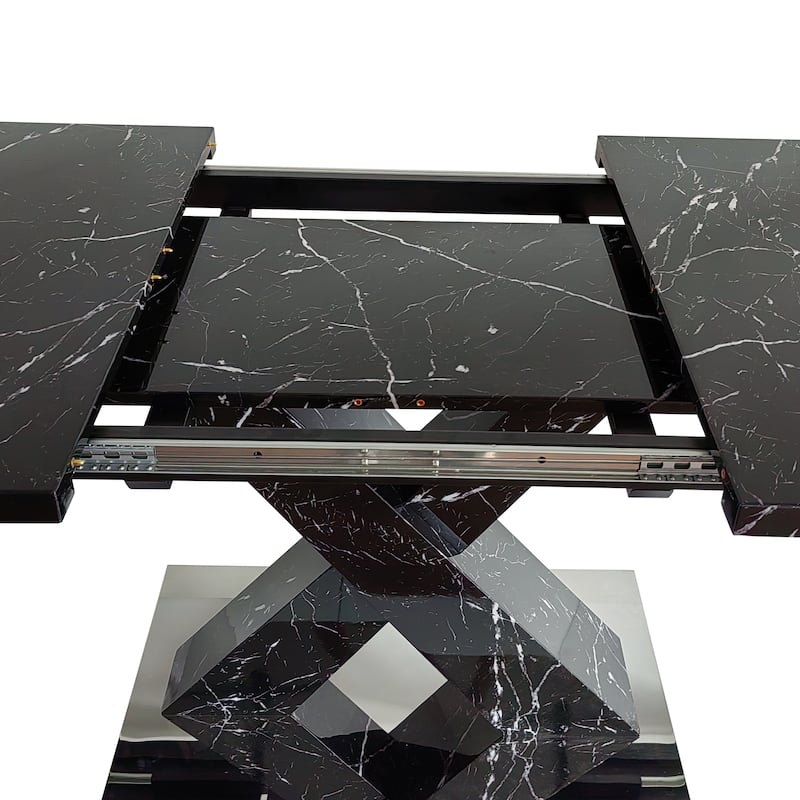 Retractable dining table with MDF Top