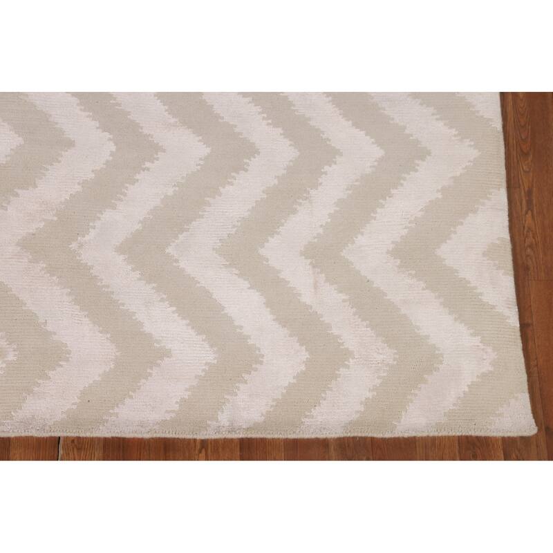Chevron Style Modern Area Rug Handmade Wool Carpet - 6'1"x 8'10"