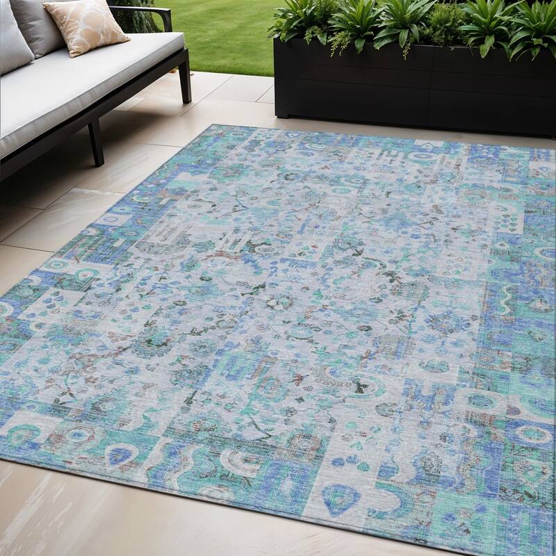 HomeRoots Patchwork Traditional Rectangle Outdoor Rug - 5' X 8'