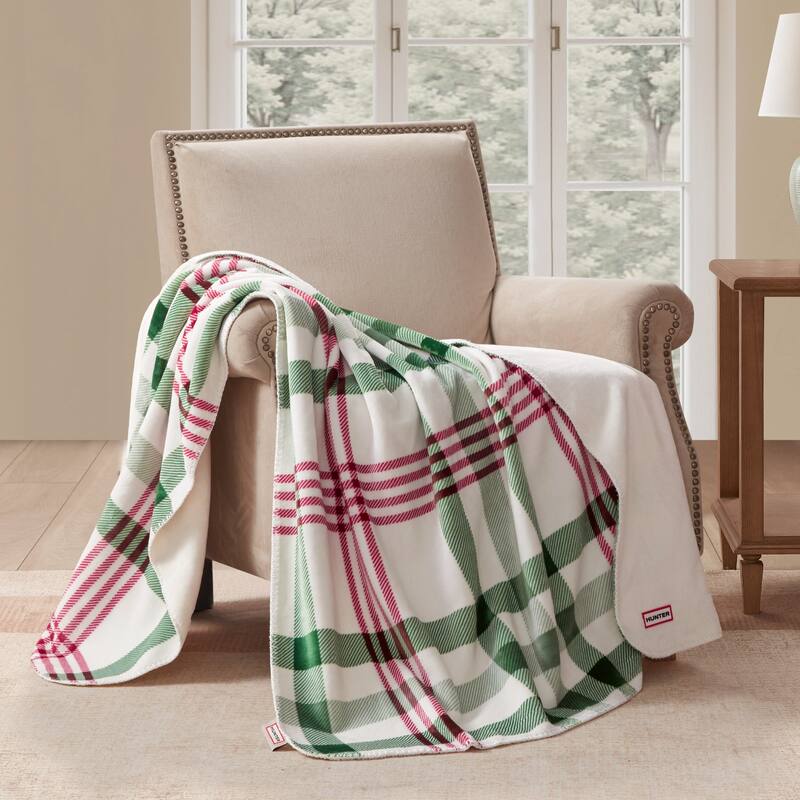 Hunter Reversible Plaid Plush Throw Blankets