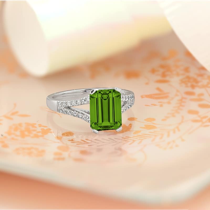 Auriya 2 1/8ct Fancy Emerald-cut Peridot and Diamond Engagement Ring 1/4ctw 14k Gold