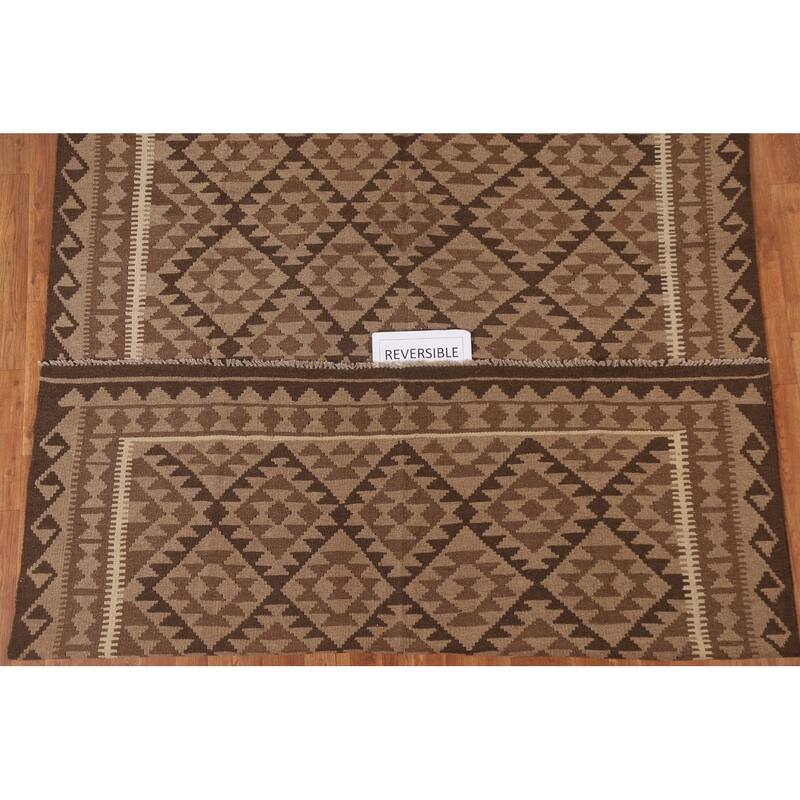 Reversible Kilim Rug Hand-woven Oriental Wool Carpet - 6'7" x 9'6"