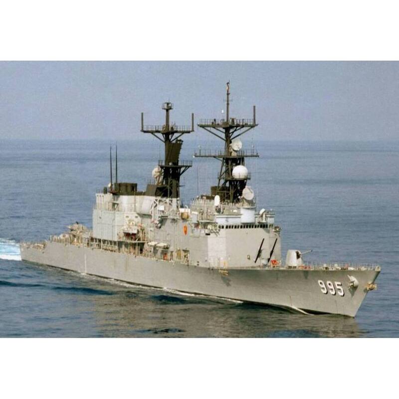 Kidd-class Destroyer Large