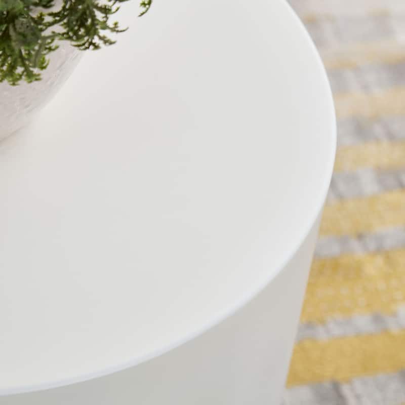 Round MDF with Veneer Side Table Coffee Table Nesting Table set of 2