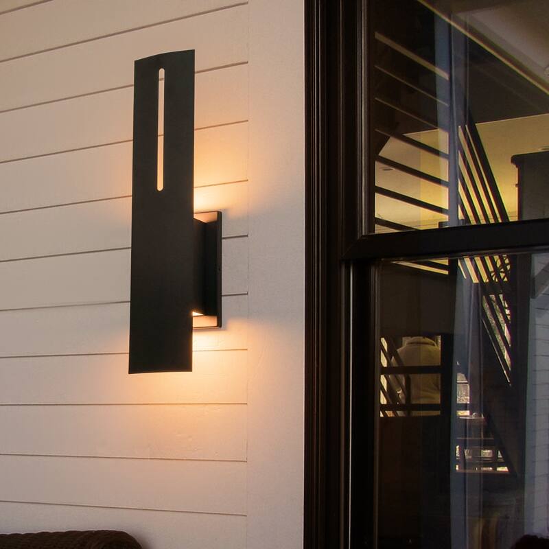 Matte Black Integrated LED Outdoor Wall Sconce