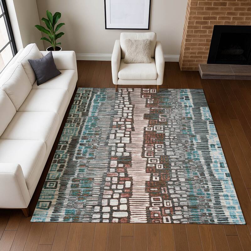 Machine Washable Indoor/ Outdoor Geo Mosaic Chantille Rug