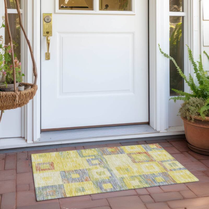 Machine Washable Indoor/ Outdoor Contemporary Blocks Chantille Rug