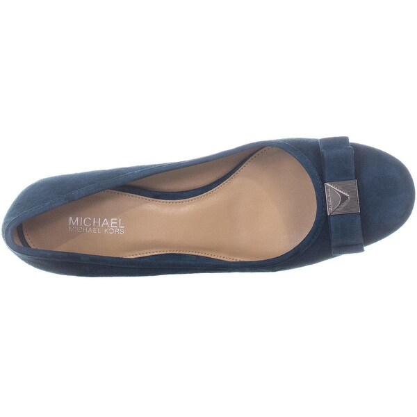 michael kors caroline mid pump