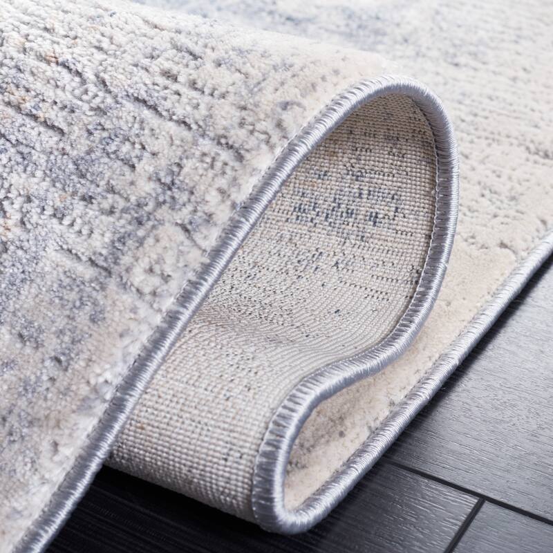 SAFAVIEH Vogue Johanna Modern & Contemporary Rug