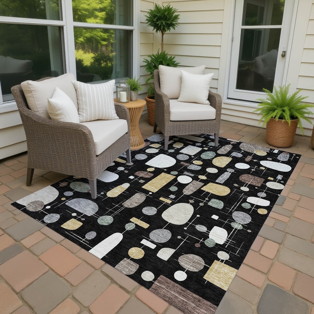 Machine Washable Indoor/ Outdoor Contemporary Fun Chantille Rug