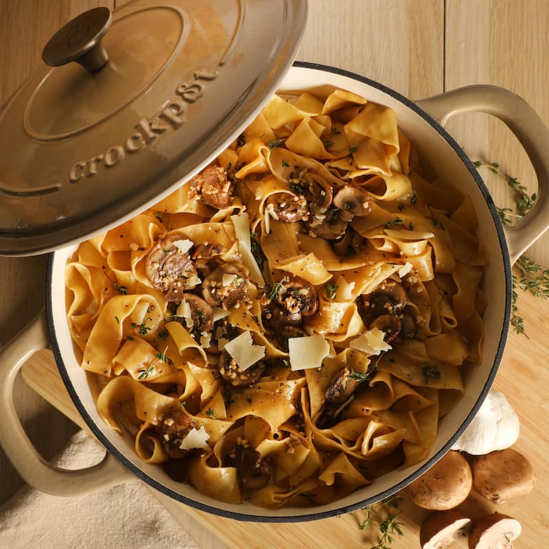 Crock Pot Artisan 7-Quart Round Dutch Oven