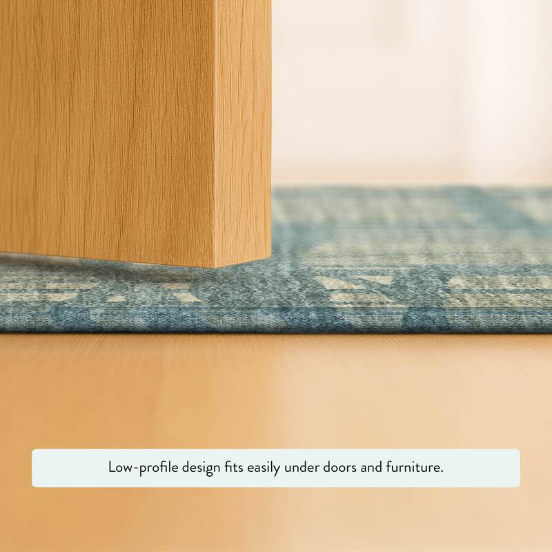 Machine Washable Indoor/ Outdoor Modern Centurion Chantille Rug