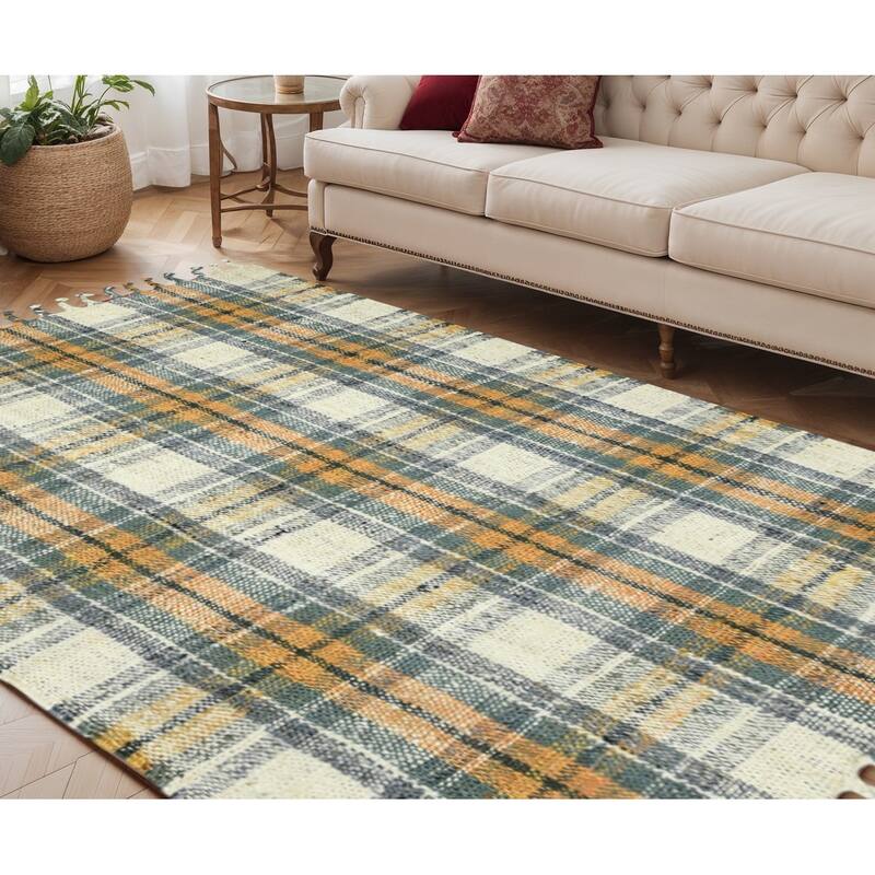 HomeRoots Plaid Lodge Rectangle Area Rug - 90.00 in. x 60.00 in.  x 0.20 in.