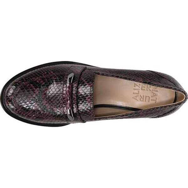 naturalizer burgundy shoes