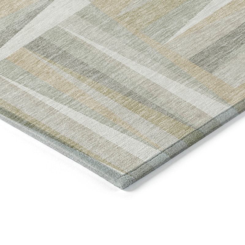 Machine Washable Indoor/ Outdoor Contemporary Mosaic Chantille Rug
