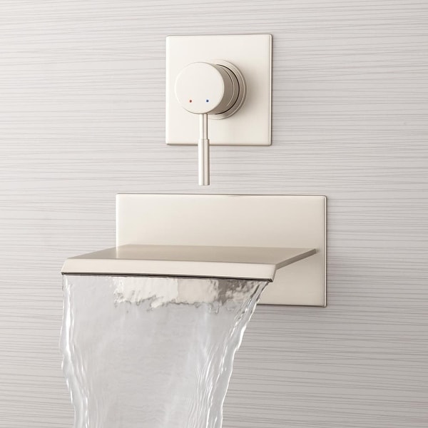 Signature Hardware 924617 Lavelle 6 1 2 Wall Mounted Waterfall Signature Hardware 924617 Lavelle 6 1 2 Wall Mounted Waterfall Tub Faucet