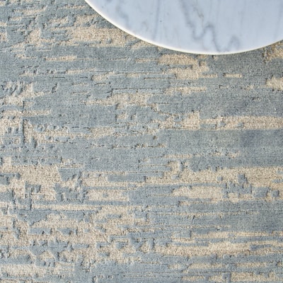 EXQUISITE RUGS Platinum Hand-knotted Wool/Nettle Grey/Beige Area Rug.
