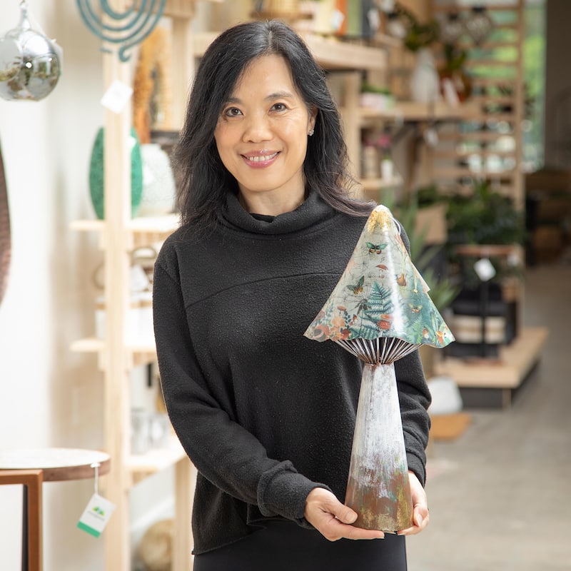 18 in. Printed Metal Mushroom Statuary