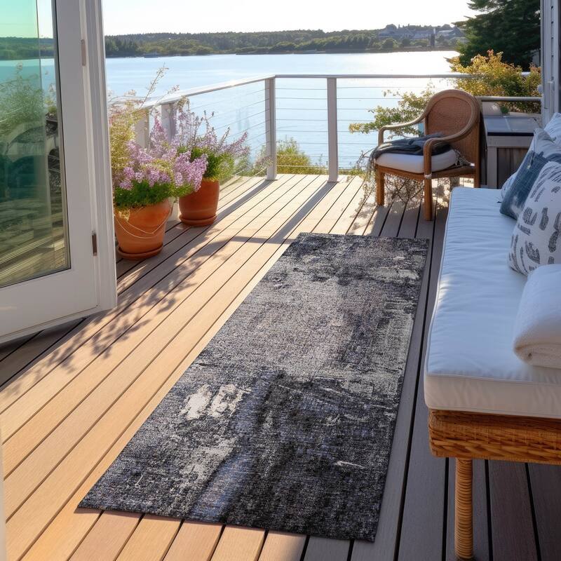 Machine Washable Indoor/ Outdoor Abstract Imprints Chantille Rug