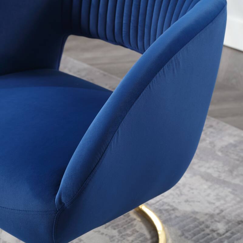 Upholstered Tufted Living Room Chair