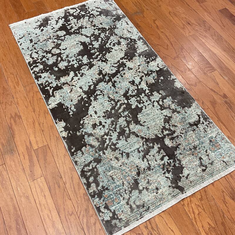 HERAT ORIENTAL Turkish Modern Erased Design Wool & Silk Rug - 2'7" x 4'11"