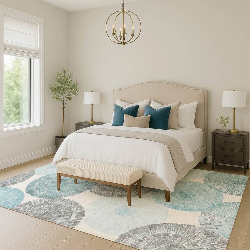 Machine Washable Indoor/ Outdoor Contemporary Devaughn Chantille Rug