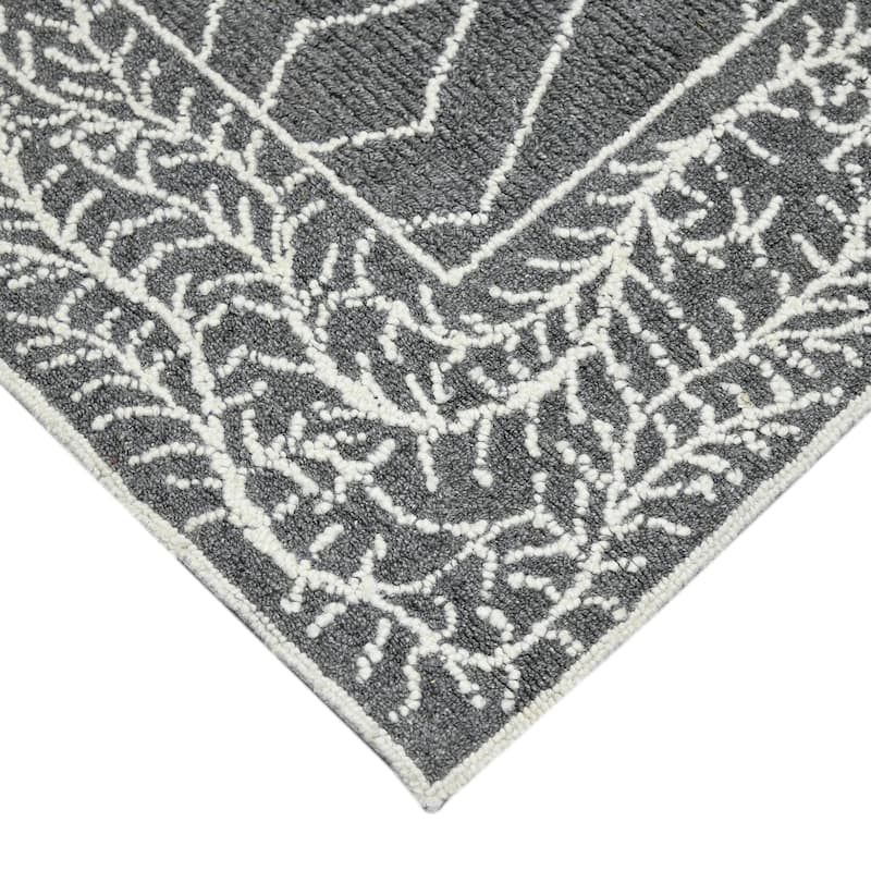 Bakari Oxbow Dark Gray Hand-Hooked Wool Area Rug
