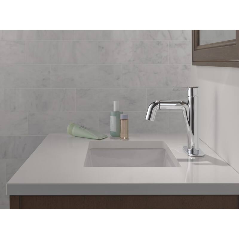 Delta 15849LF-PD Nicoli 1.2 GPM Single Hole Bathroom Faucet with Pull