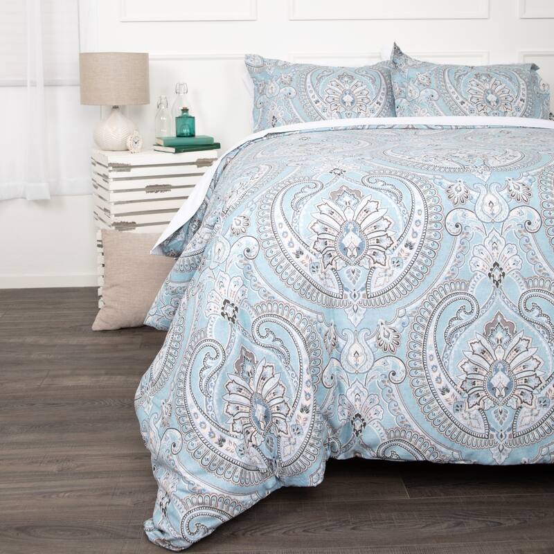Vilano Plush All Seasons Pure Melody Paisley Down Alternative 3-piece Comforter