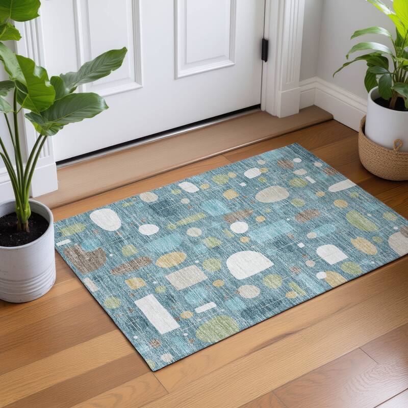 Machine Washable Indoor/ Outdoor Contemporary Fun Chantille Rug