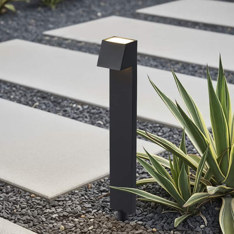 C Cattleya Low Voltage Matte Black Aluminum LED Outdoor Path Lights