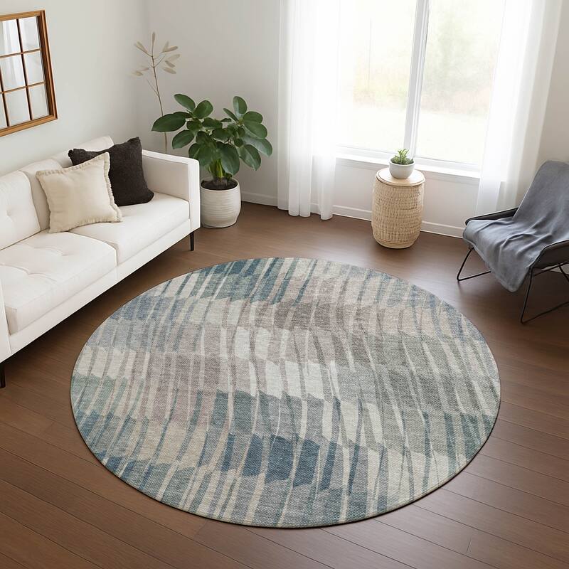 Machine Washable Indoor/ Outdoor Casual Stripe Chantille Rug