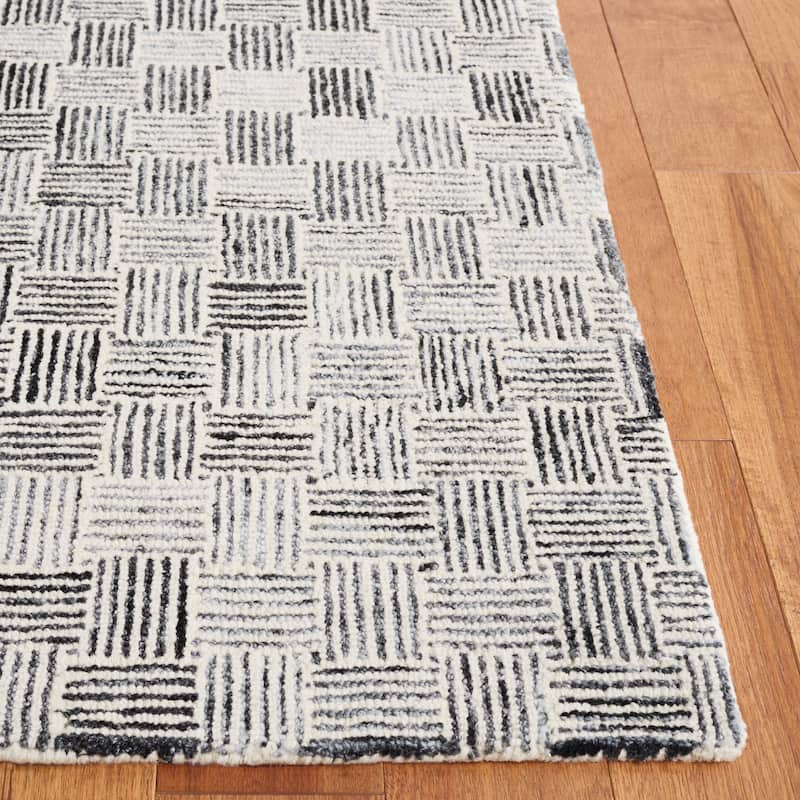 SAFAVIEH Handmade Micro-Loop Courteney Transitional Wool Rug