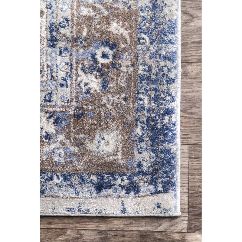 Nuloom Lilah Vintage Medallion Area Rug
