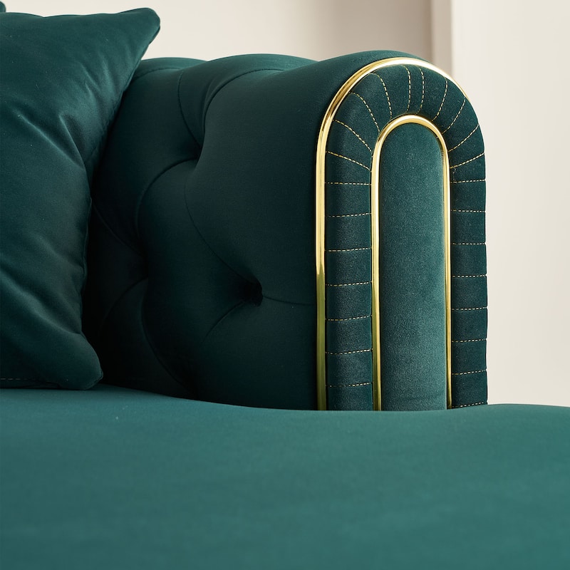 66.9''Velvet Chaise Lounge,Luxury Modern Chaise Furniture,Tufted Back With 2pcs Toss Pillows